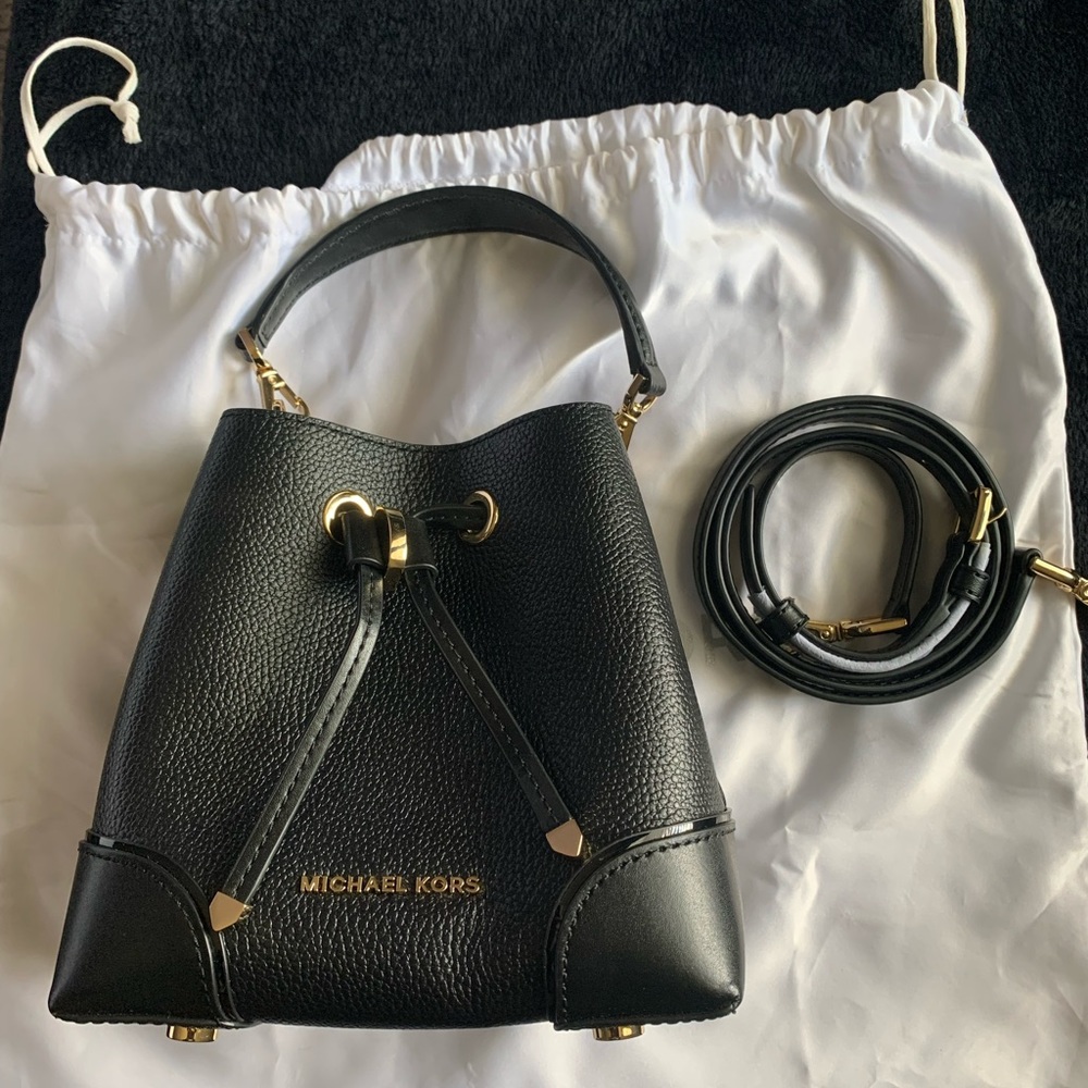 Michael Kors small handbag like new in great condition